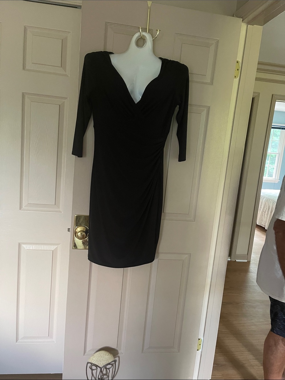 Lauren Ralph Lauren Black V-Neck Ruched Sheath Dress